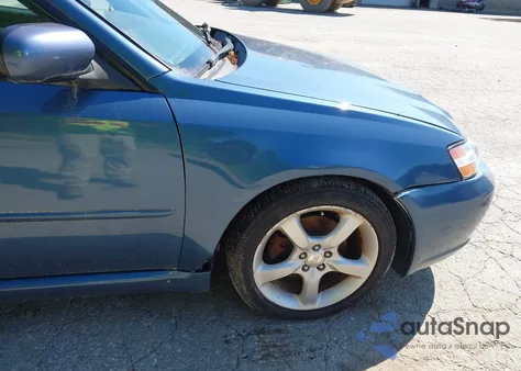 2006 Subaru Legacy 2.5I/2.5I Limited из США, поврежденный, VIN 4S3BL626267201211